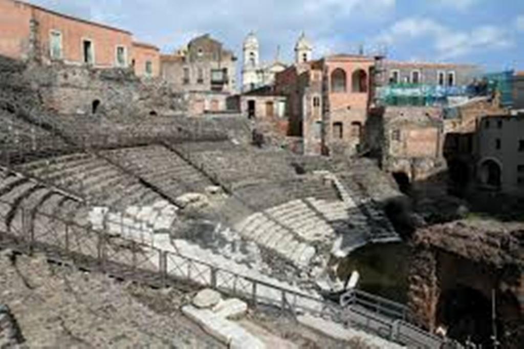 Lanza 2* Catania